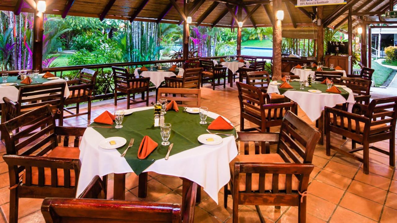 Hotel Villas Rio Mar دومينيكال المظهر الخارجي الصورة